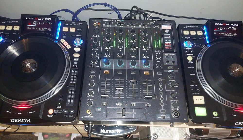 Reloop RMX80 +2x Denon DN-S3700