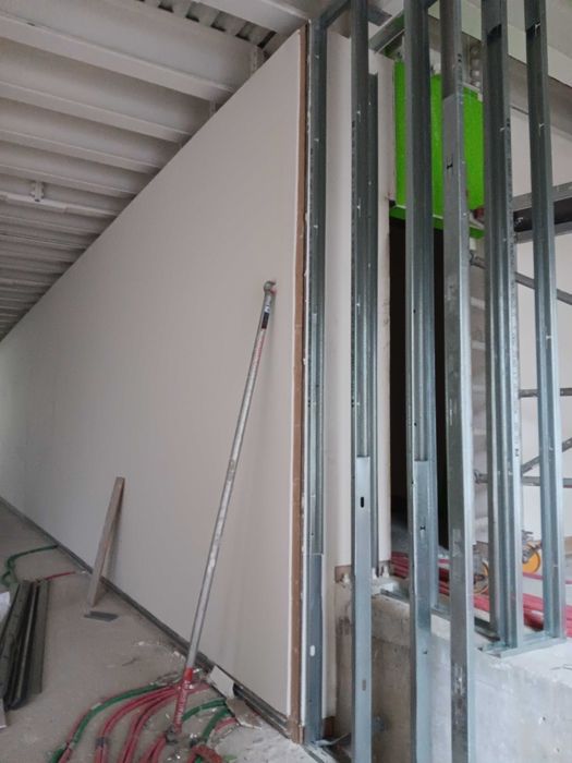 Serviços em Pladur (Gesso Acartonado) e Remodelações em Geral.