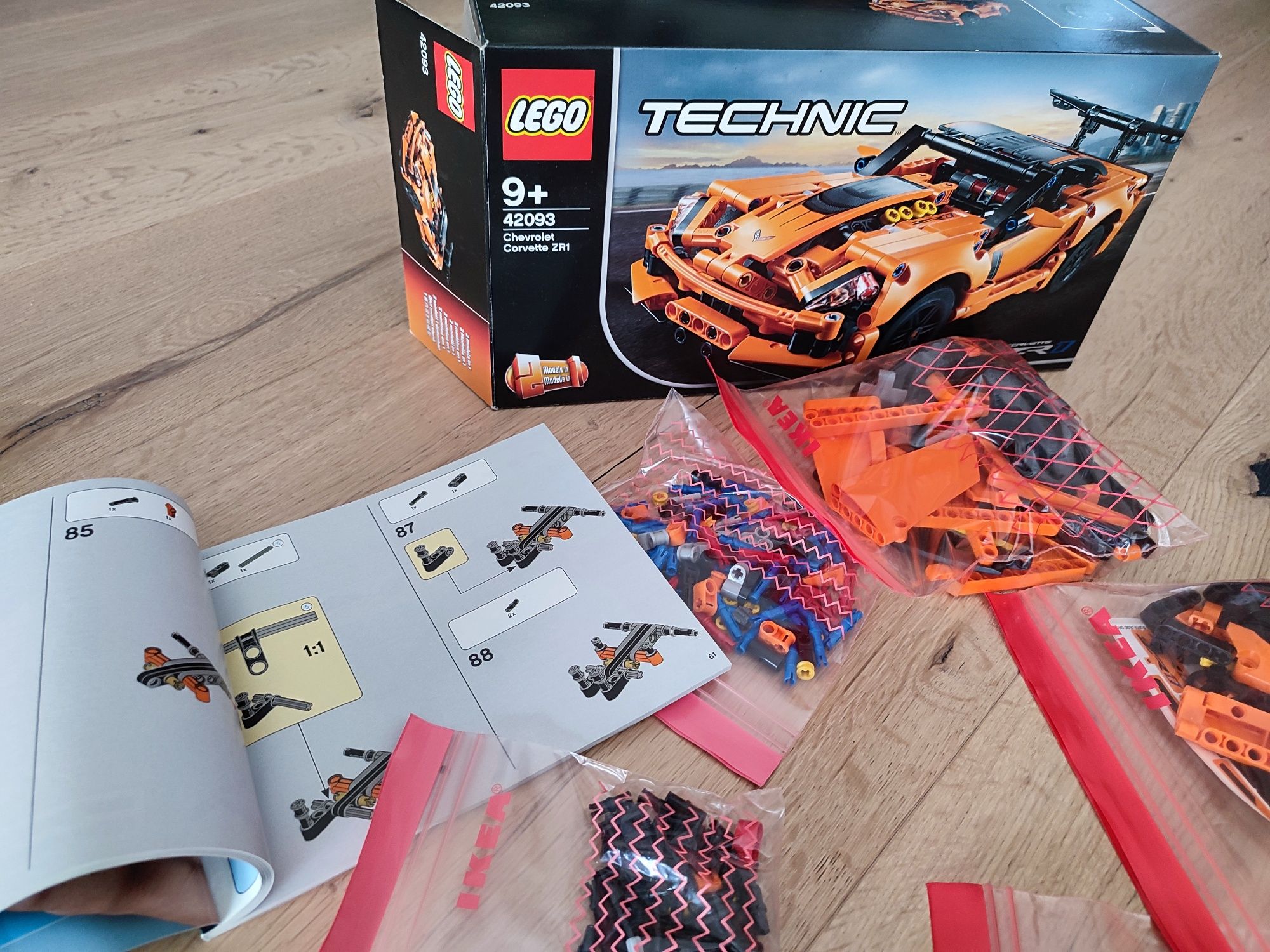 Lego Technic 42093 Chevrolet Corvette ZR1, jak nowe