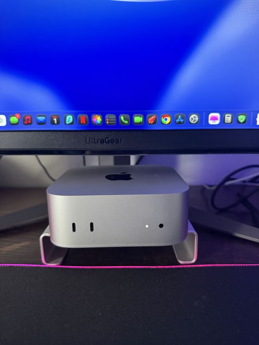 Mac Mini M4 - 256GB - Como novo - C/Acessorios