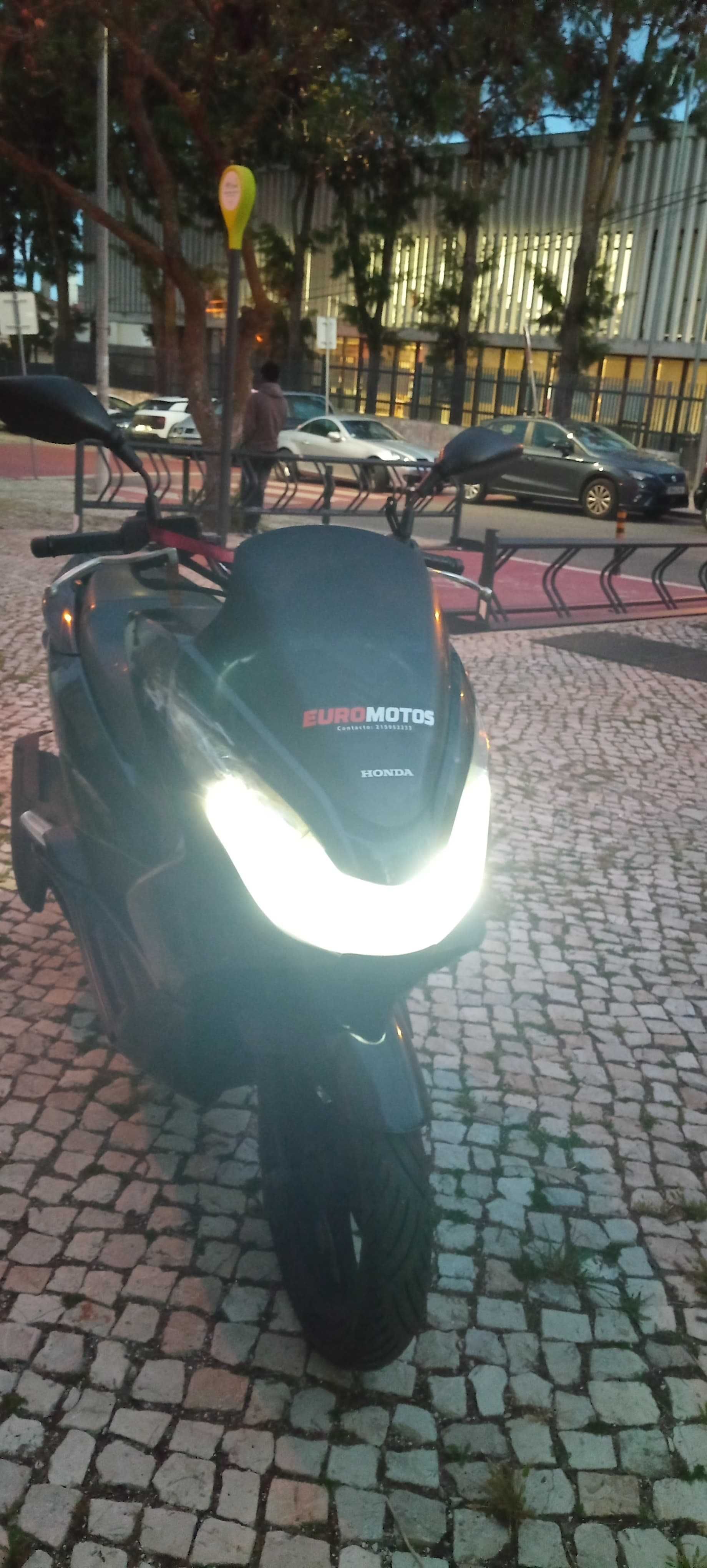 Pcx 125cc 2016 Preta valor fixo