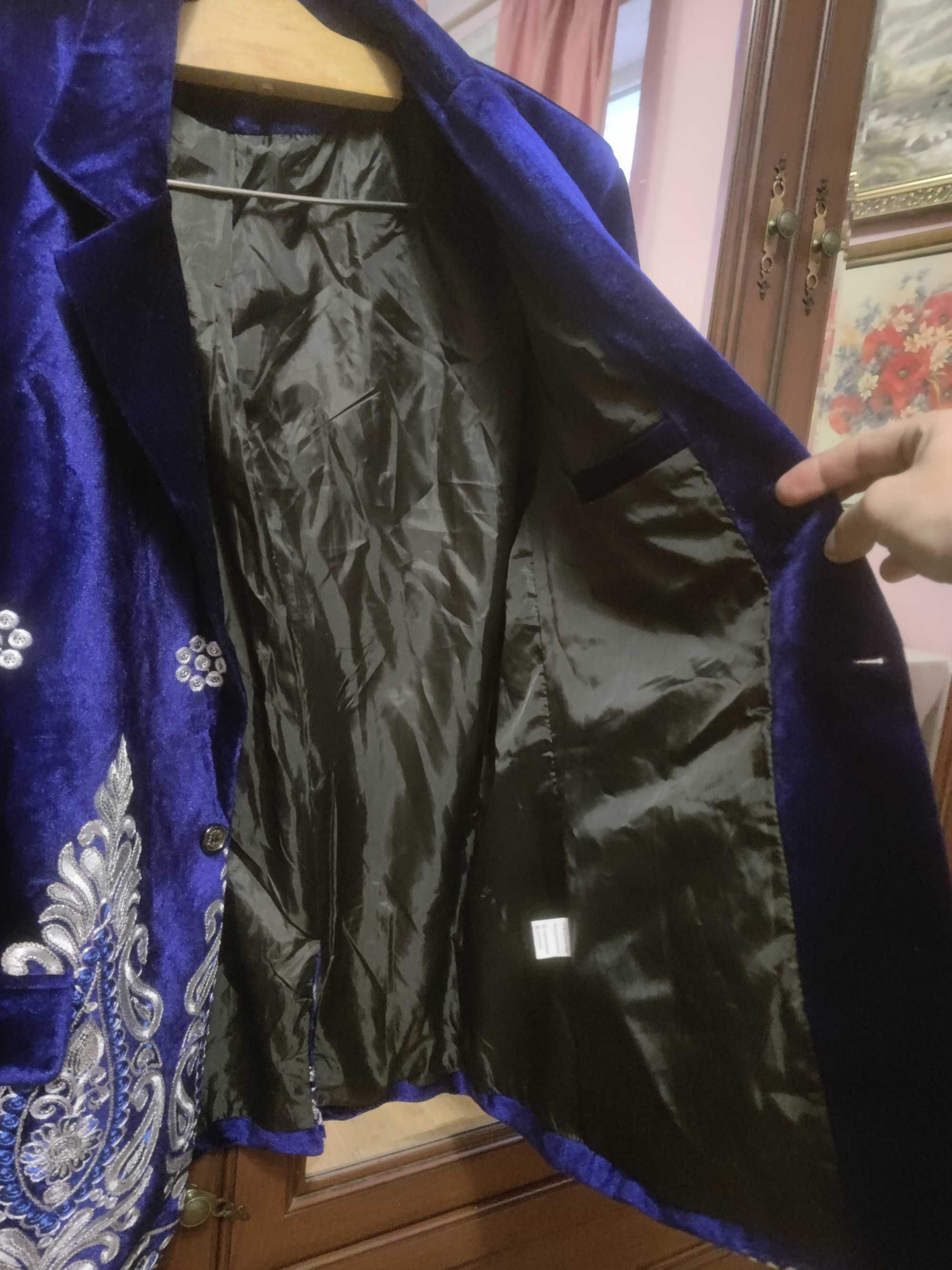 Піджак Михайла Поплавського