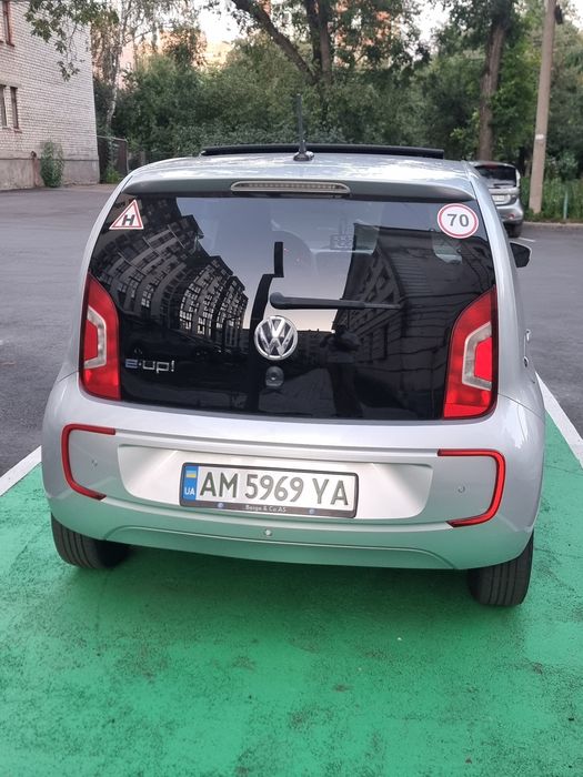 VW E-Up електричний