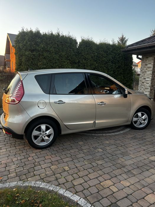 Renault scenic 2.016V Benzyna Piękny egz Przebieg 113tyś Inport Niemcy