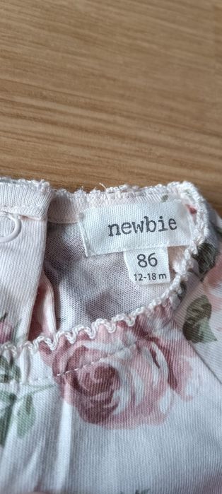 Sukienka newbie 86