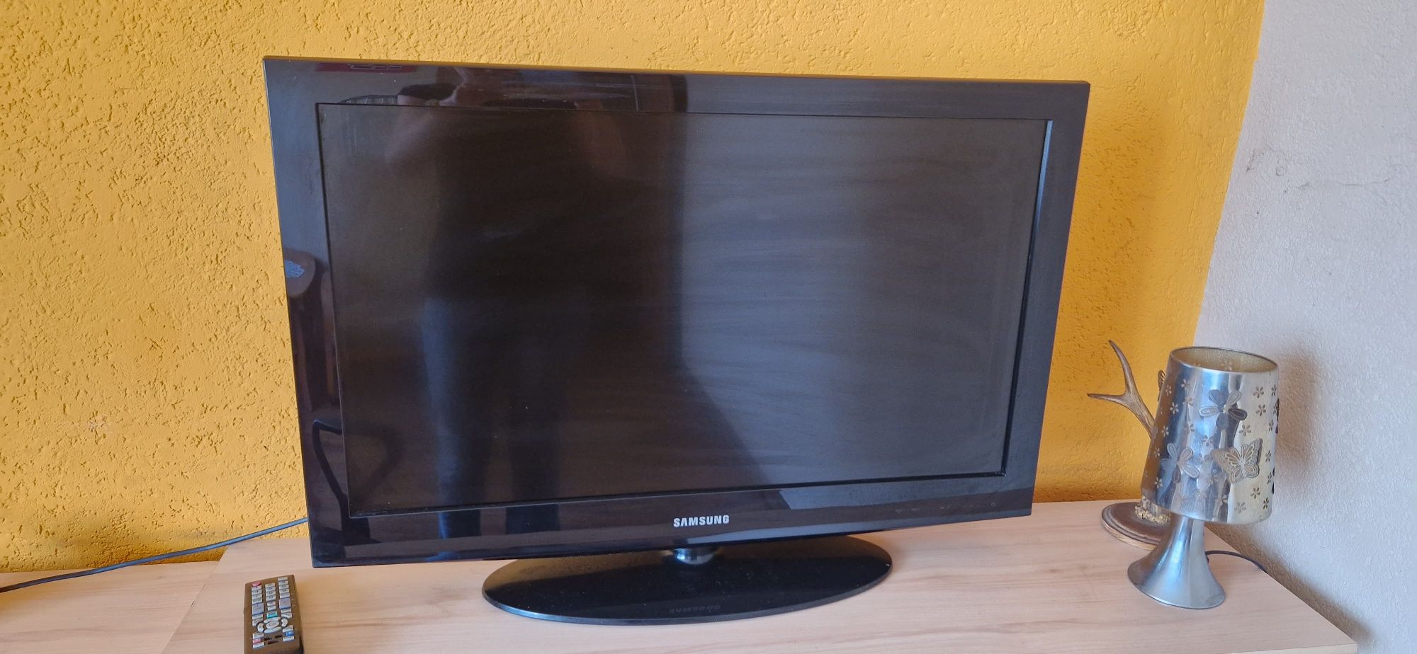 Telewizor 32 cale