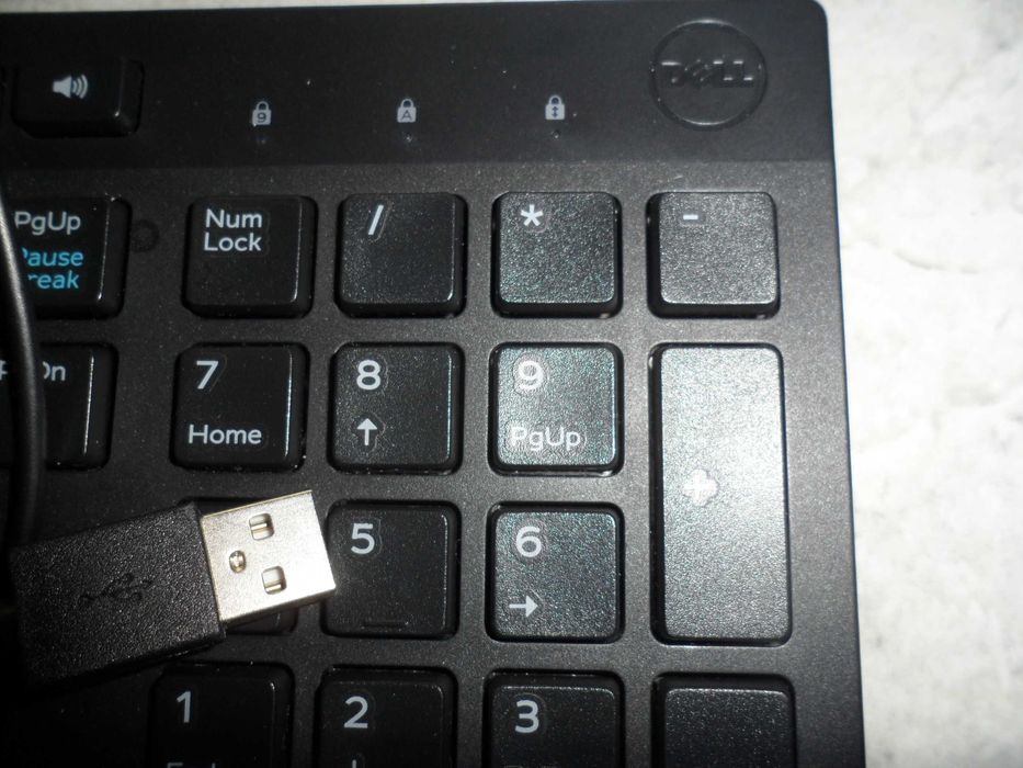 klawiatura DELL do komputera laptopa