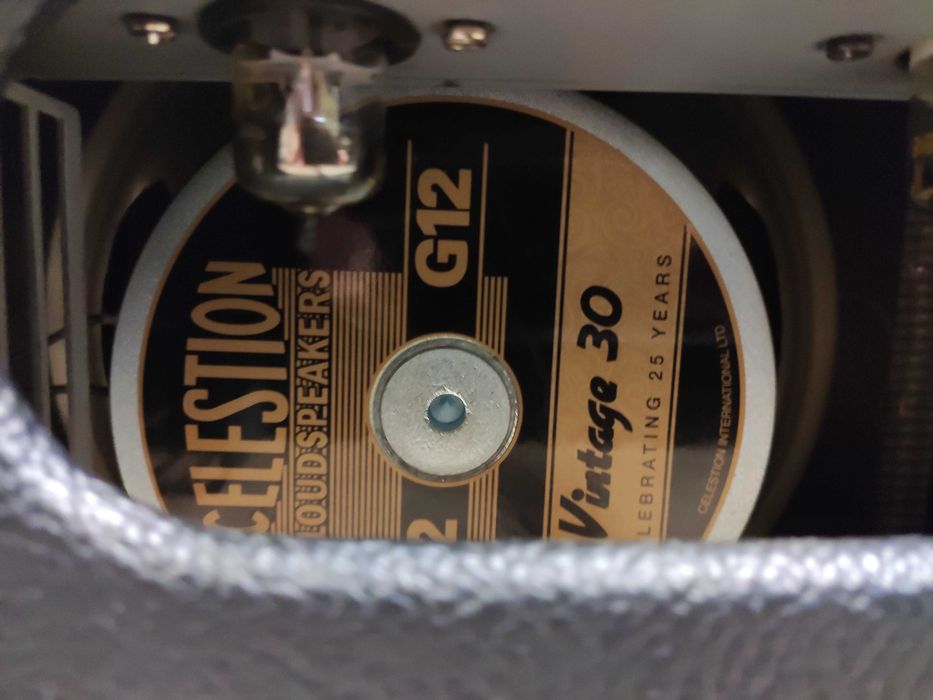 Fender Hot Rod Deluxe lampowy wzmacniacz gitarowy Vintage 30