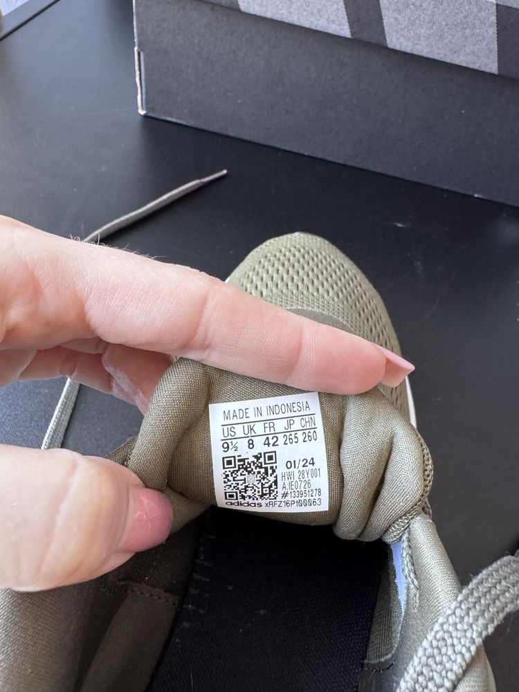 Кросівки чоловічі Adidas UltraBounce 42p
