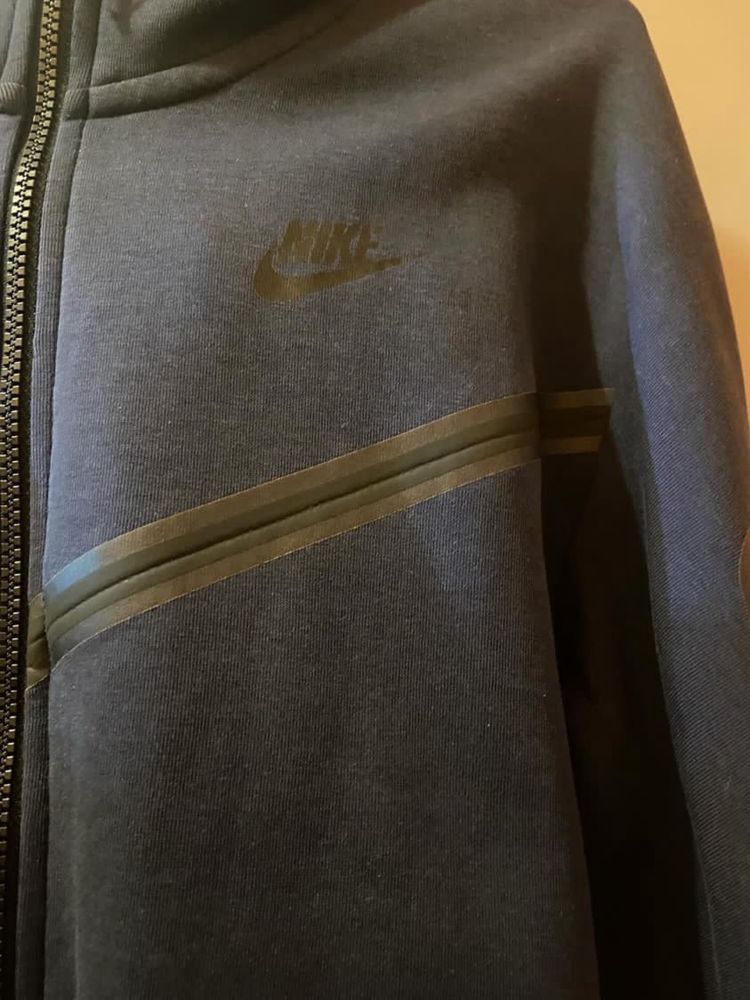 nike tech fleece