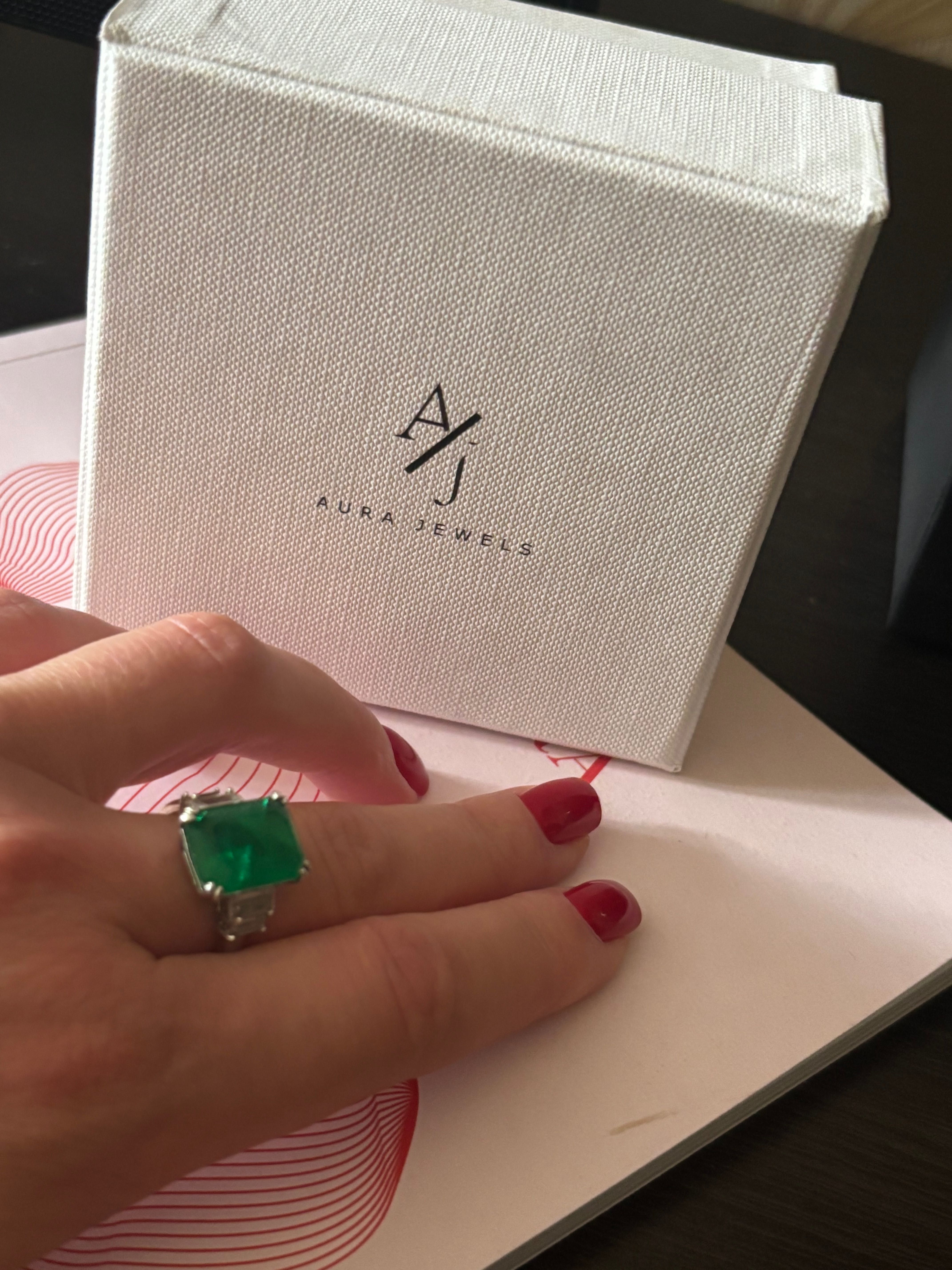 Aura jewels!!! Срібна каблучка з гідротермальним смарагдом, 17 розмір.