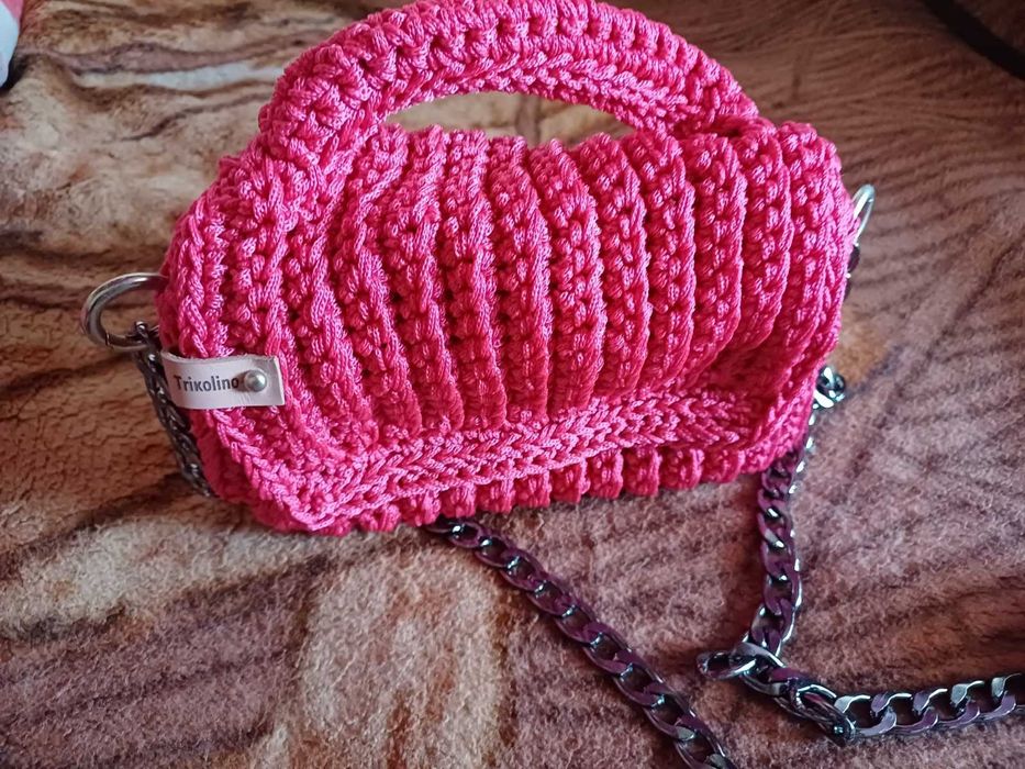 Сумочка через плече