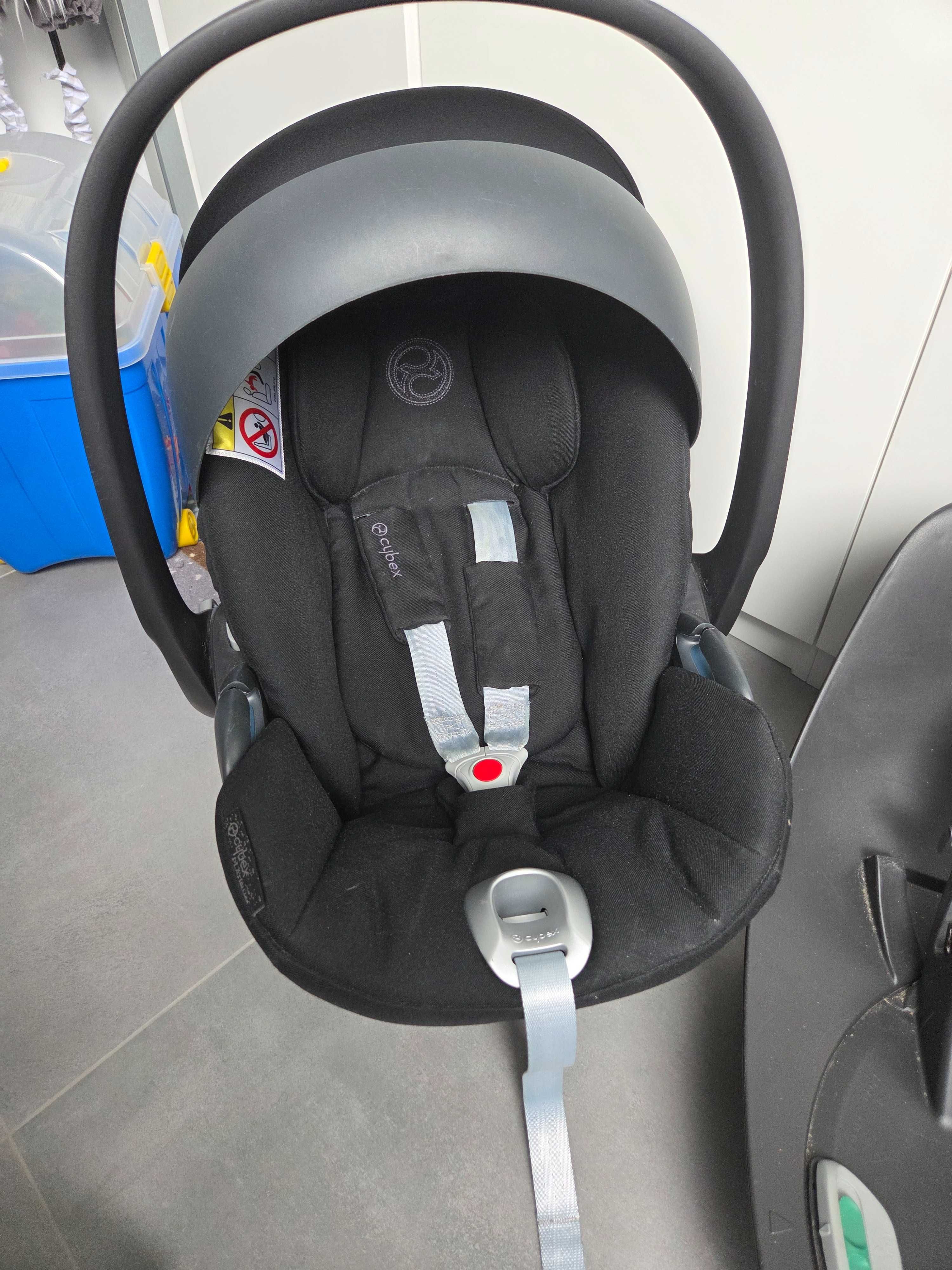 Fotelik cybex  plus stacja