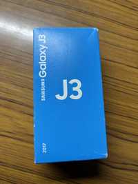 Телефон Самсунг Galaxy J3