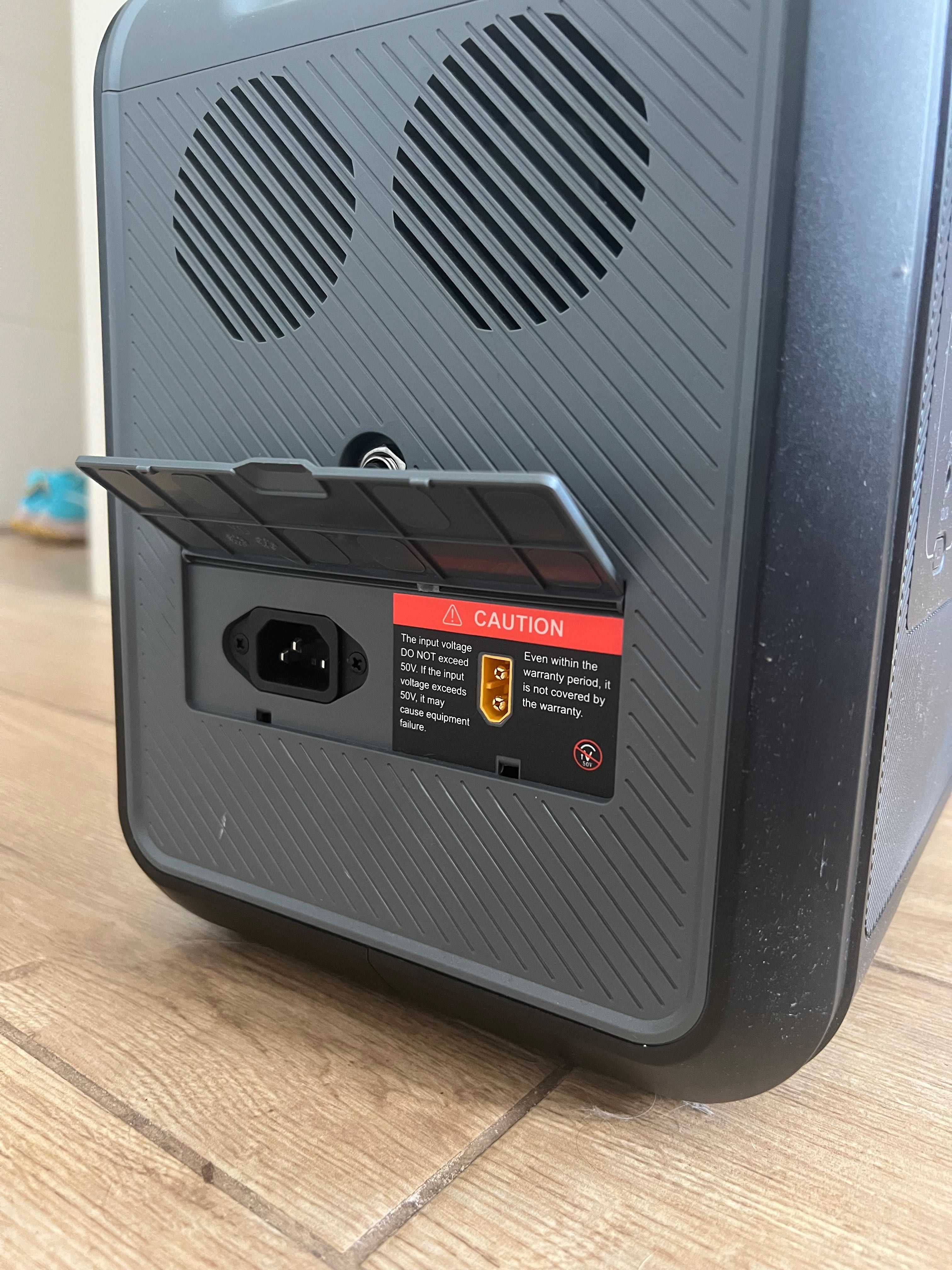 Продам нову портативну електростанцію OUKITEL 1200W (960Wh)