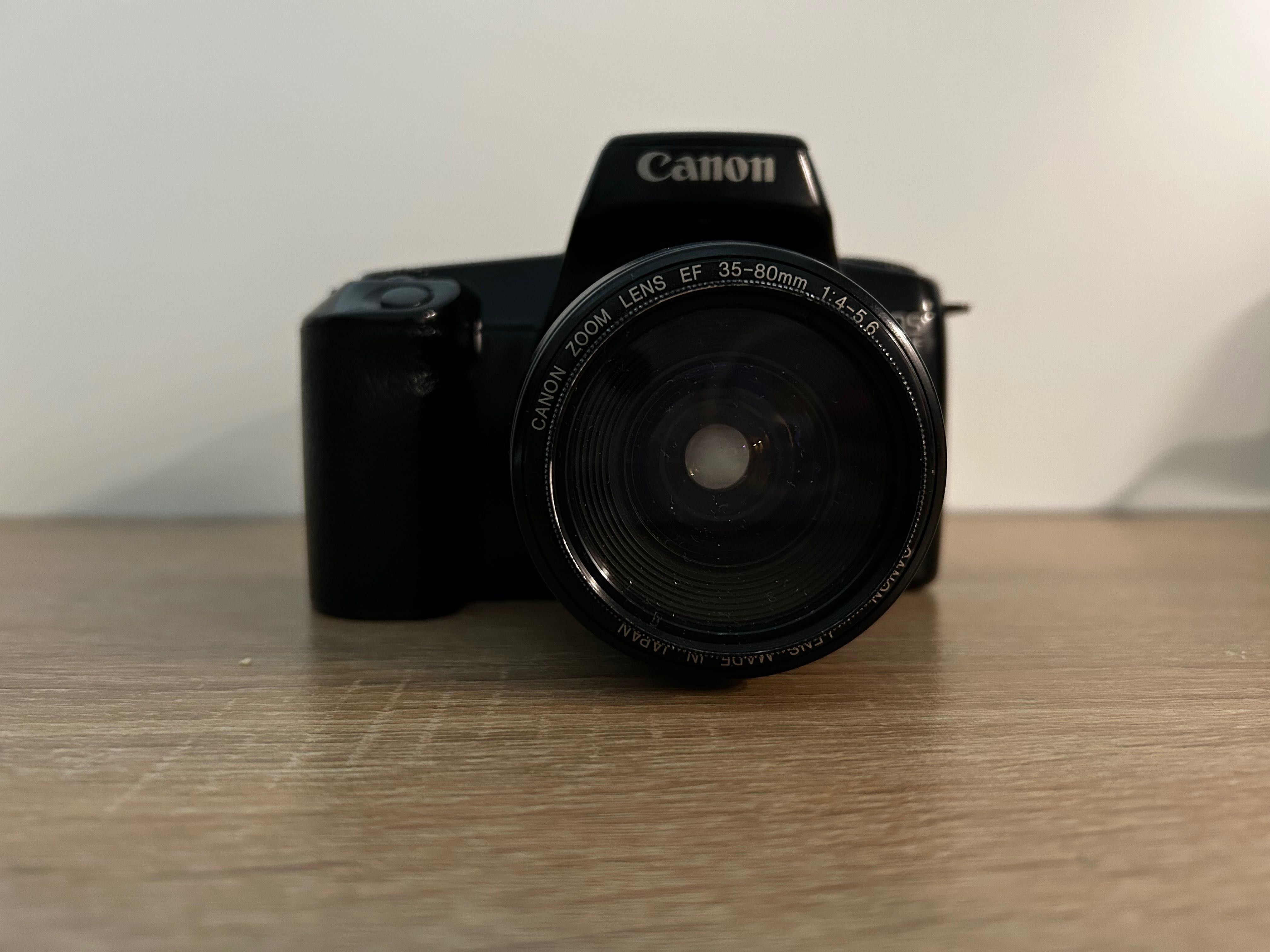 Aparat Canon eos 1000f