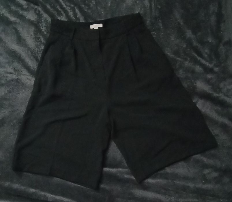Calções elegantes pretos