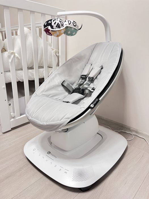 Заколисувальний центр 4moms mamaRoo 5.0 Grey Classic – як новий