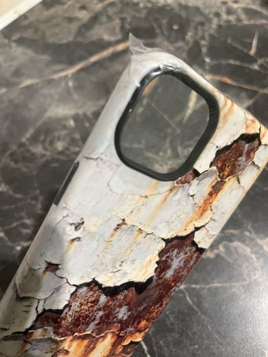 Чохол на IPhone 13