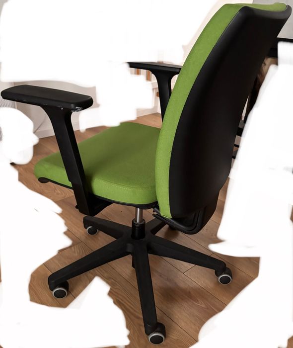 Fotel biurowy, sprawny, tani