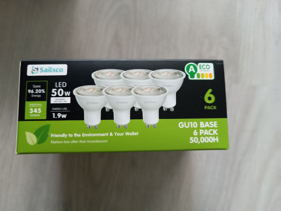 Sailsco zestaw sześciu żarówek LED GU10.