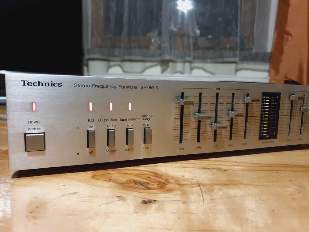 Srebrny Korektor Vintage! Equalizer TECHNICS SH-8015. Piękny stan!