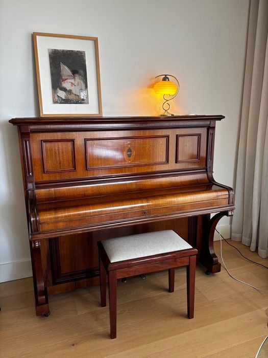 Piano Ed. SEILER Liegnitz mto giro comprado no Salão Musical de LISBOA