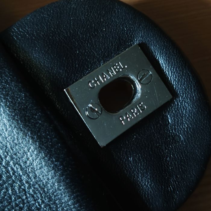 Винтажная стёганая кожаная сумка Chanel Classic Double Flap