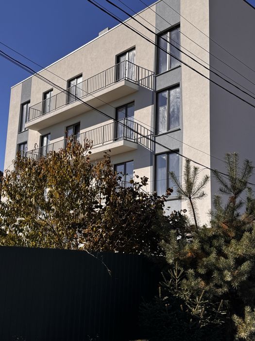 Продам квартиру в новобудові
