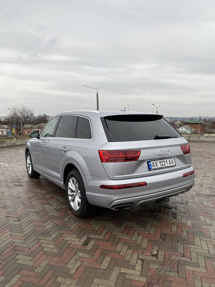 Audi Q7 2018 Premium plus