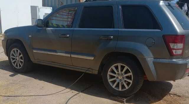 Jeep Grand Cherokee 2006 Overland Mercedes Motor