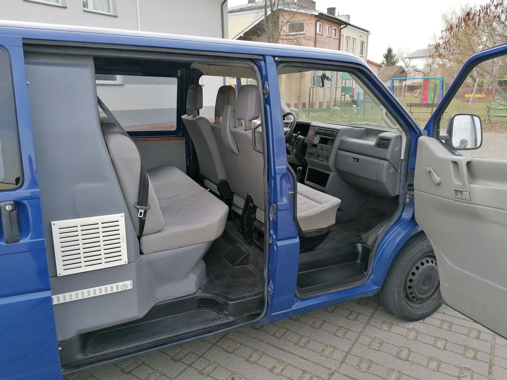 Volkswagen Transporter T4 2.5TDI  5-6 Osobowy!!!