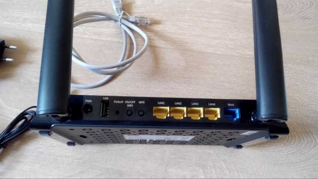 Беспроводной роутер маршрутизатор Netis N1