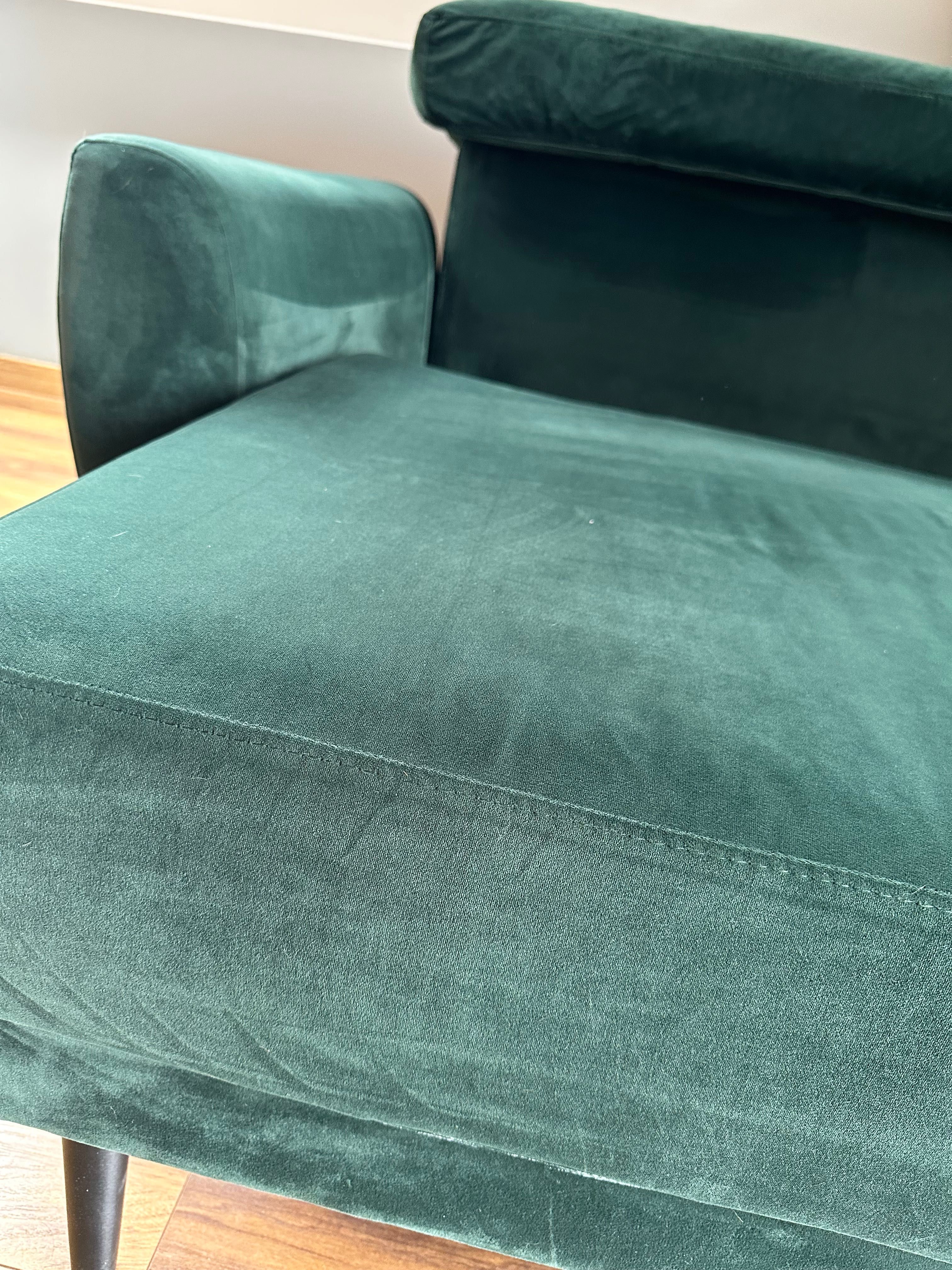 Sofa trzyosobowa z funkcją spania i pojemnikiem
