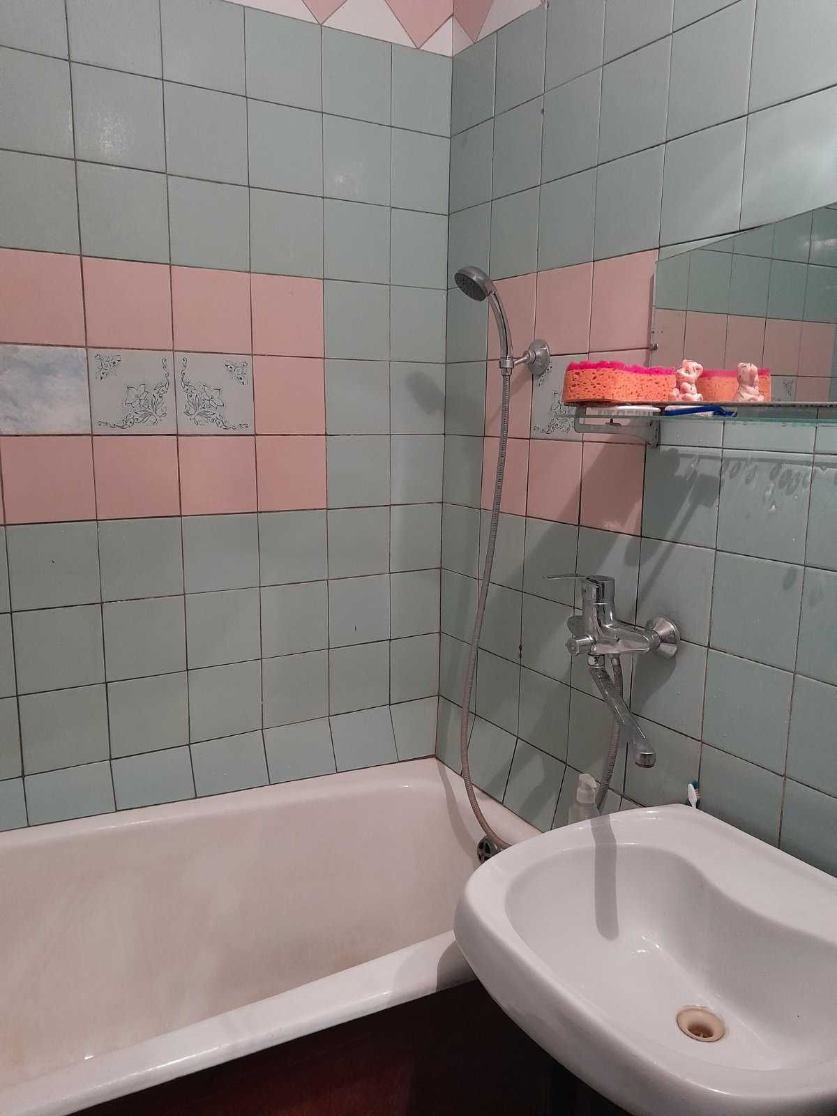 Комната без хозяев, Оболонь, м.Минская 800м