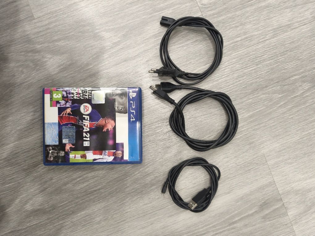PlayStation 4 com FIFA 21