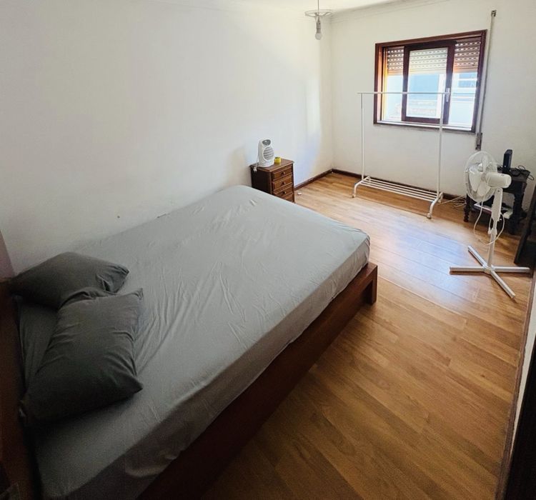 Arrendo quarto em T2