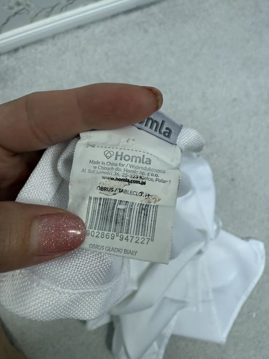 Plamoodporny biały obrus Homla