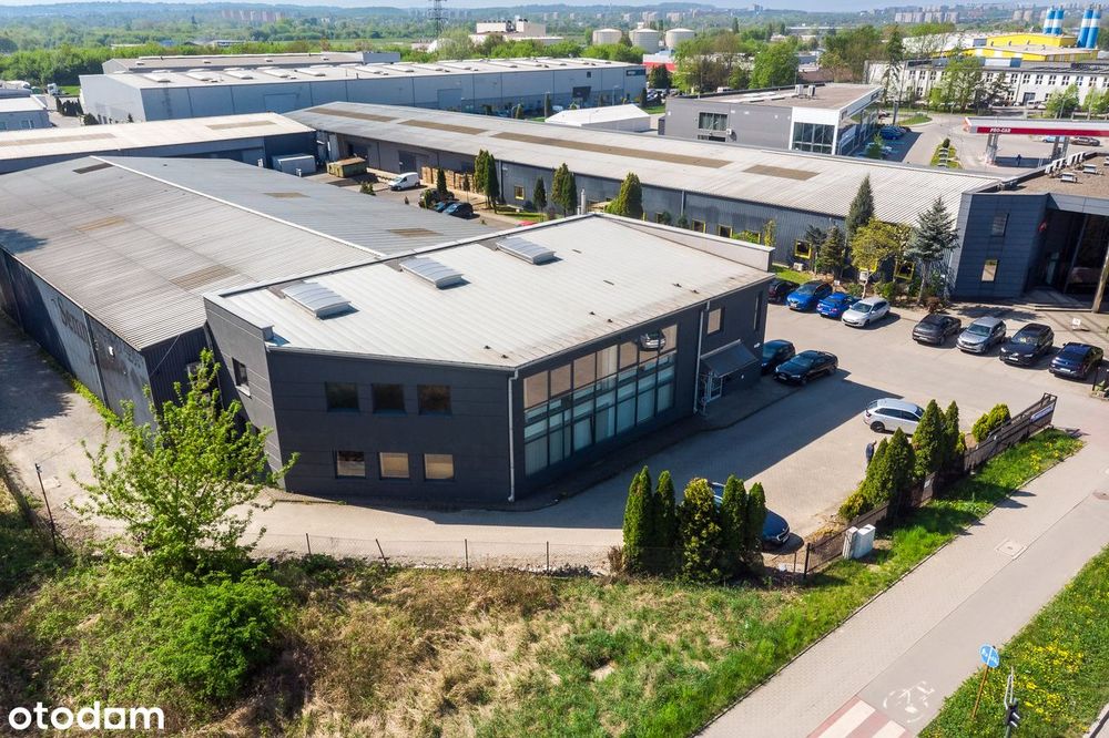 Lokal usługowy na wynajem z parkingiem