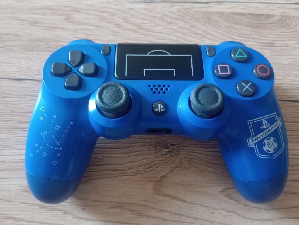 Oryginalny Pad DUALSHOCK4 PS4 PlayStation4 / PlayStation F.C.