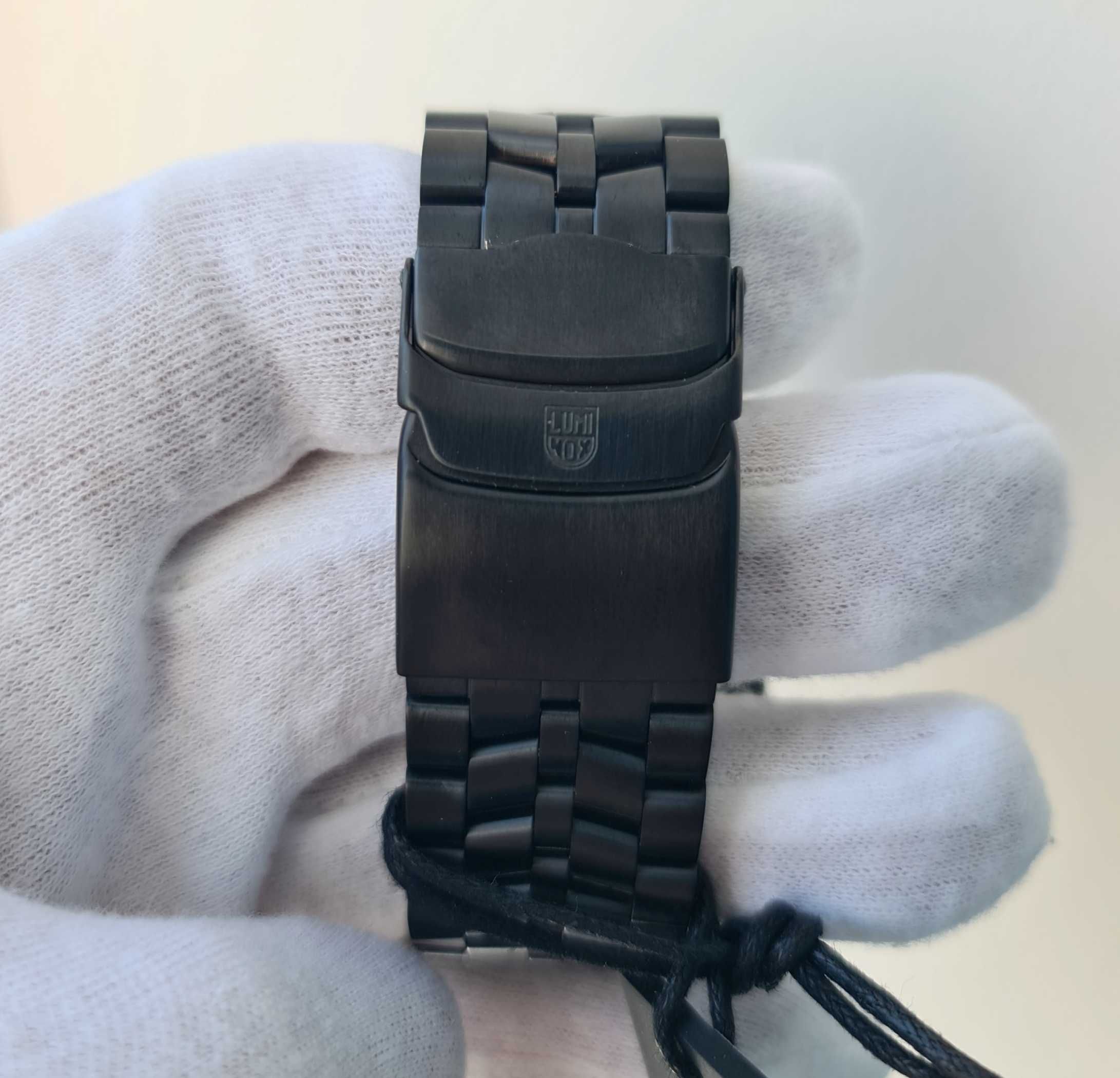 Чоловічий годинник Luminox XA.9272 F-22 Raptor Titanium Tritium Sapphi