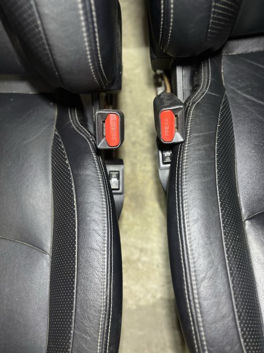 Шкіряний салон пежо 4007,сітроен с-кроссер,аутлендер хл