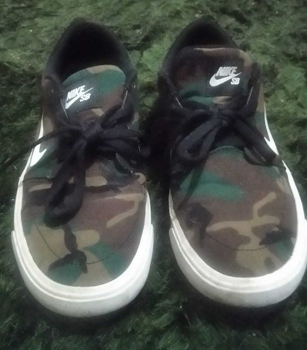 Vendo tennis Nike 40