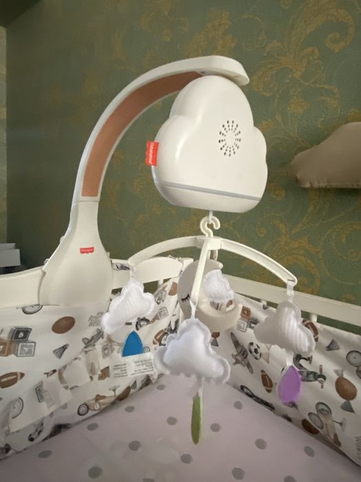 Мобіль нічник Fisher-Price Calming Clouds™ Mobile & Soother,