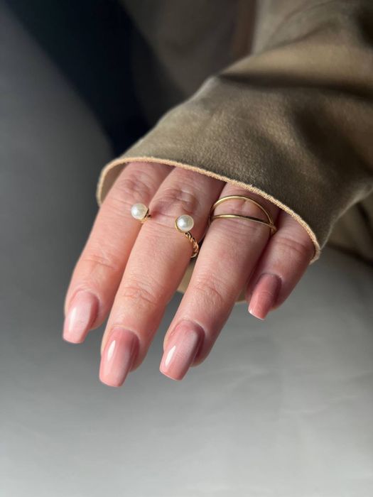 Манікюр та педикюр