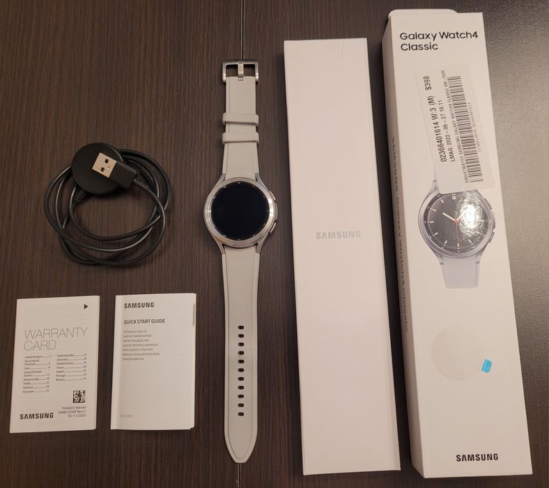 Smartwatch SAMSUNG Galaxy Watch 4 Classic SM-R890NZ 46mm Srebrny