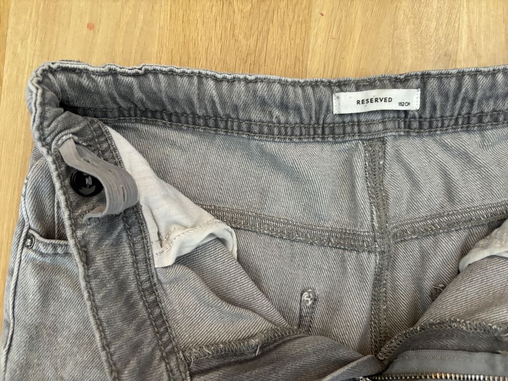 Krótkie spodenki jeans Reserved 152 cm