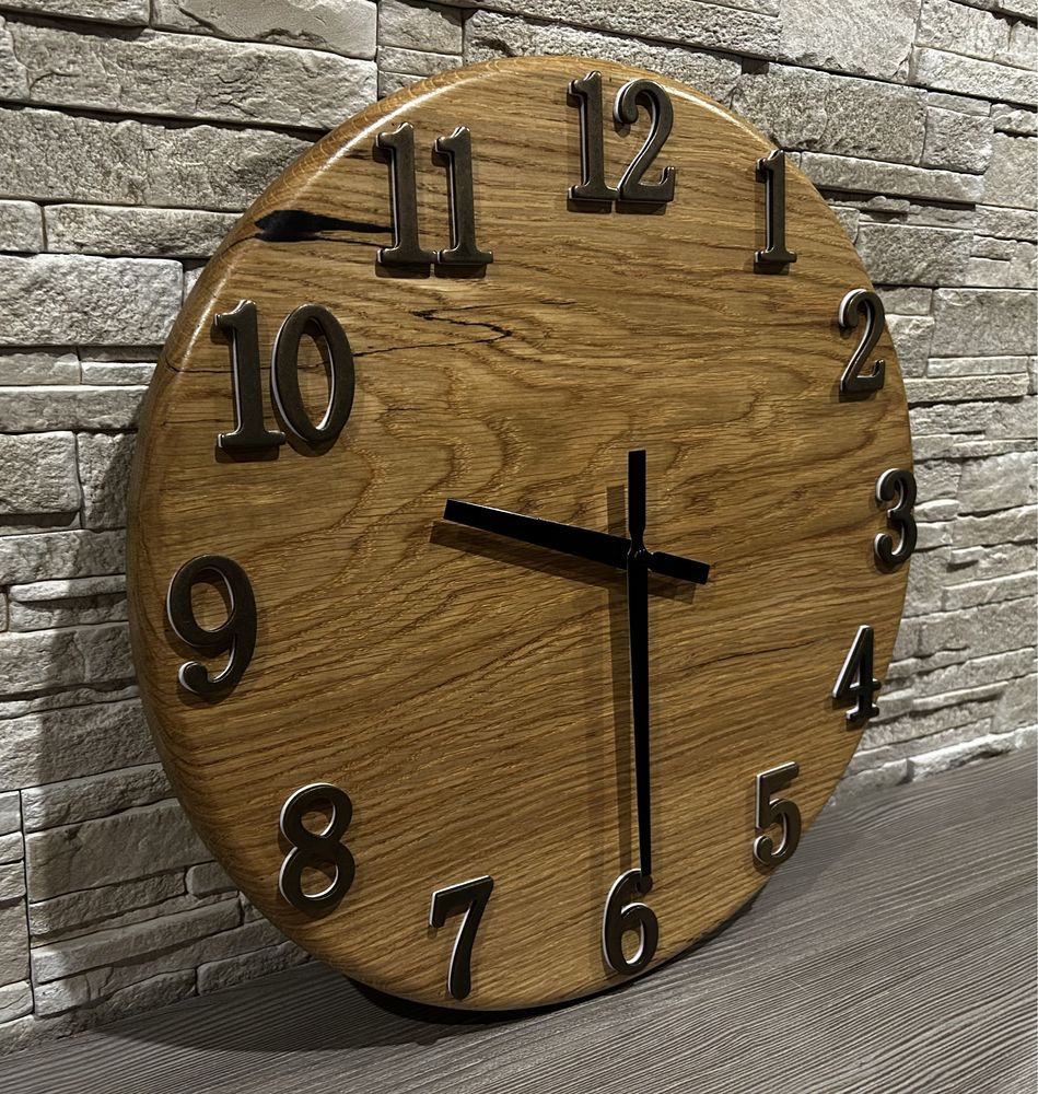 Zegar w stylu loft z drewna dębu o średnicy 40 cm