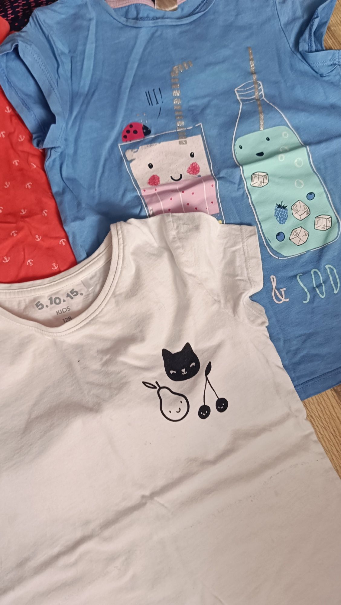 141. Bluzeczki, podkoszulki, T-shirt