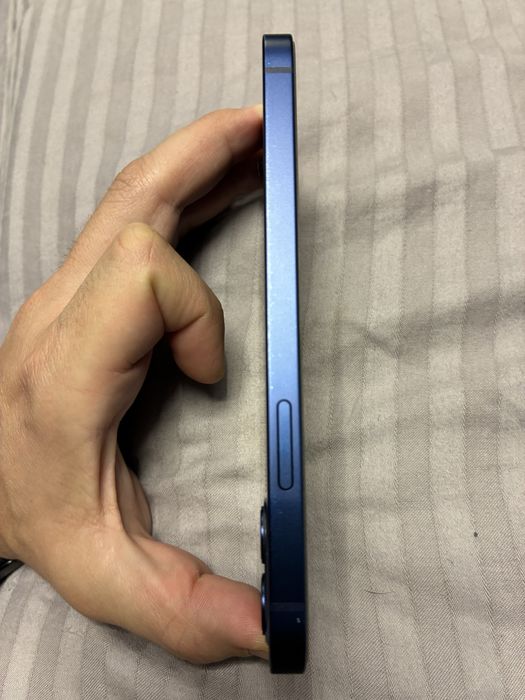 Продам iPhone 12 128 gb